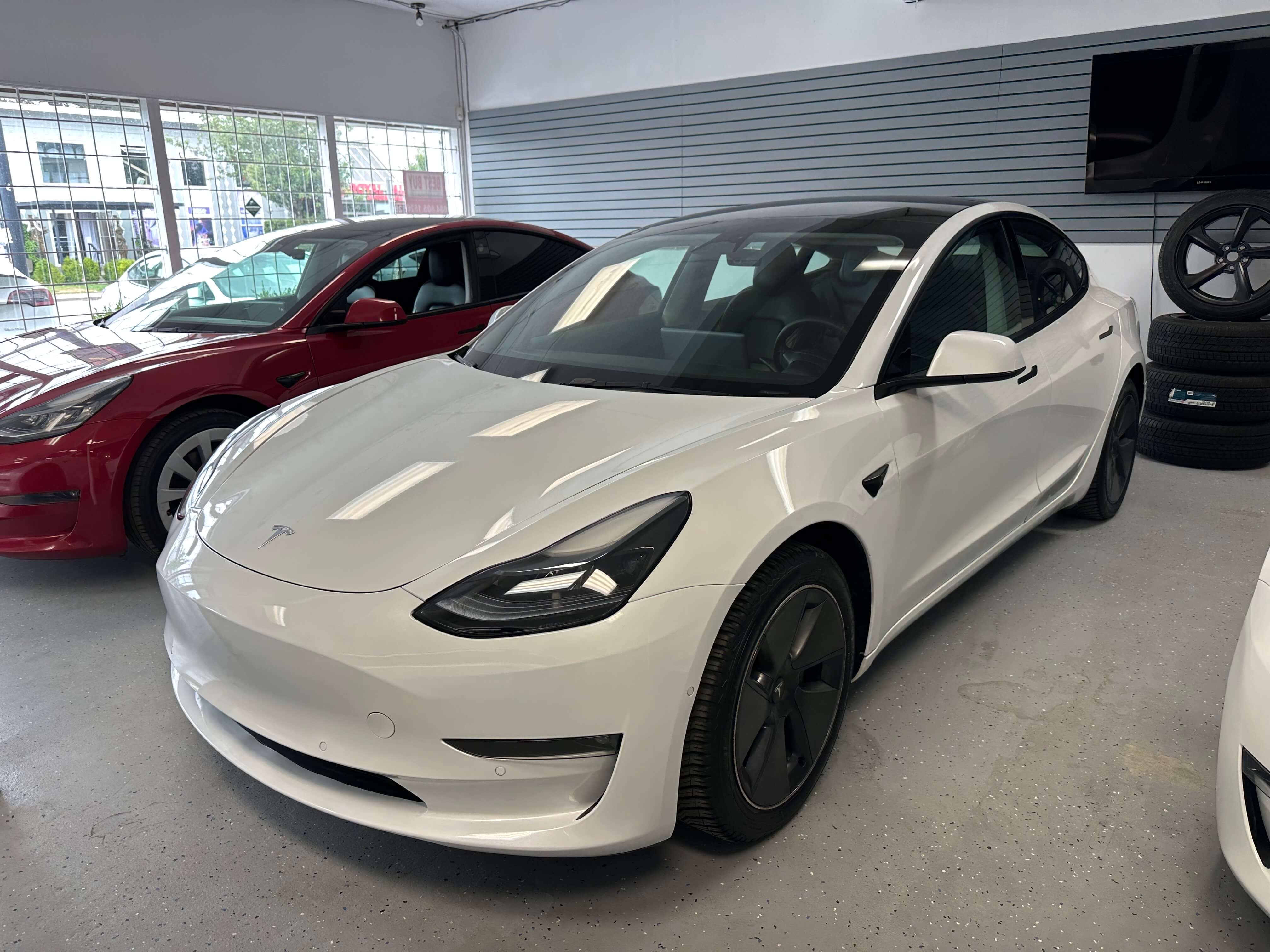 2022 Tesla Model 3 RWD, image 1